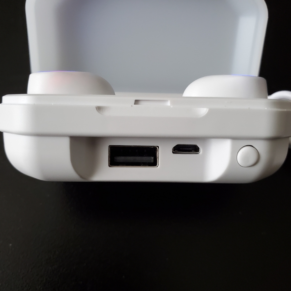 Earbuds - Picture 6 of 7
